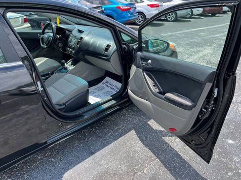 Used 2014 Kia Forte EX image 12