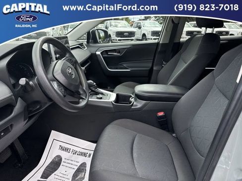 Used 2023 Toyota RAV4 XLE image 17