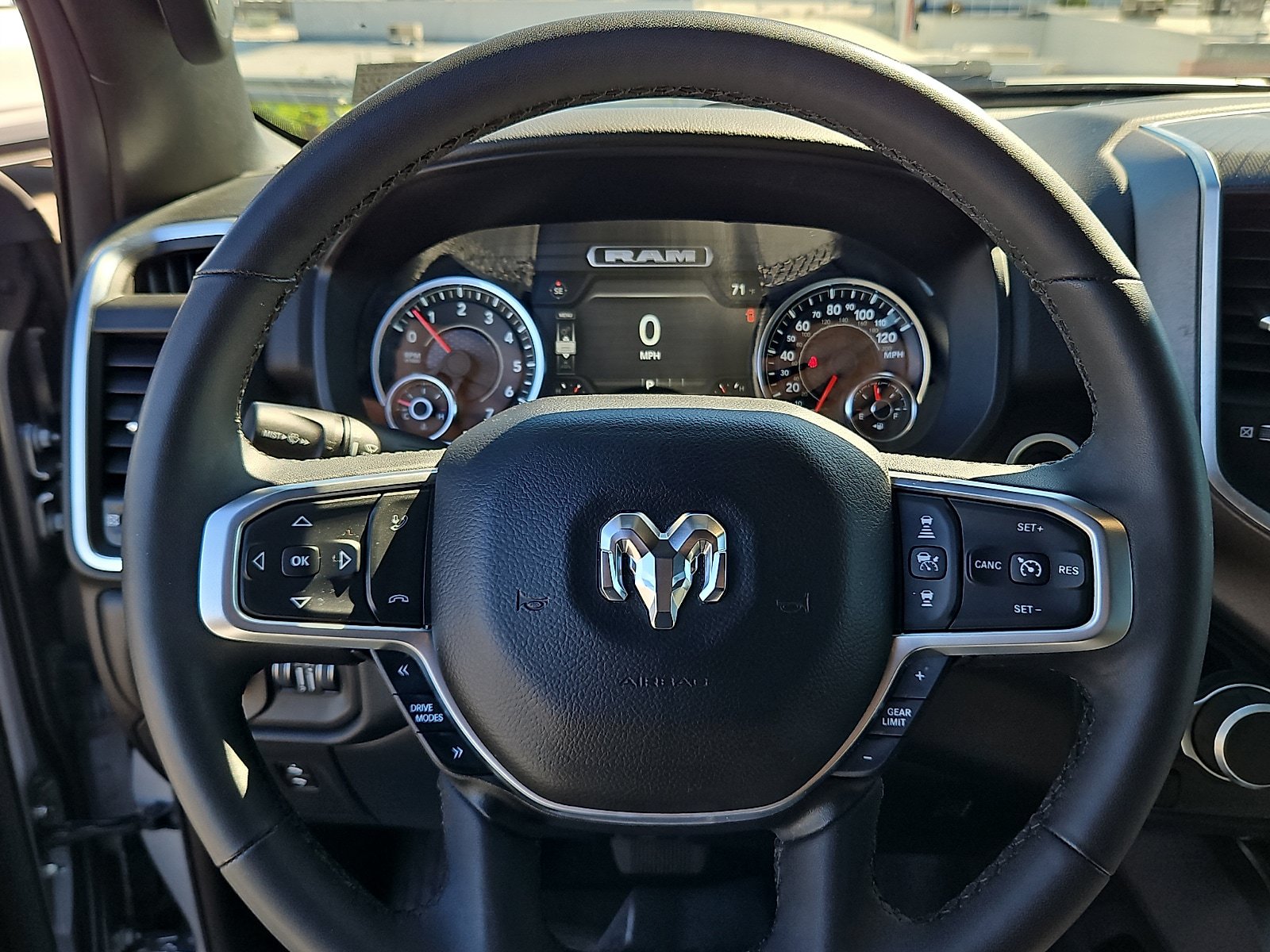 Certified 2025 RAM 1500 Big Horn AWD/4WD image 18