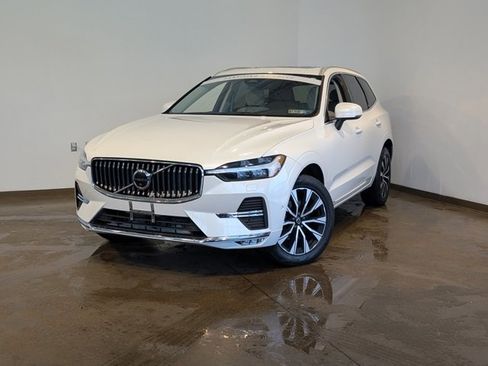 Used 2023 Volvo XC60 B5 Plus w/ Climate Package image 1