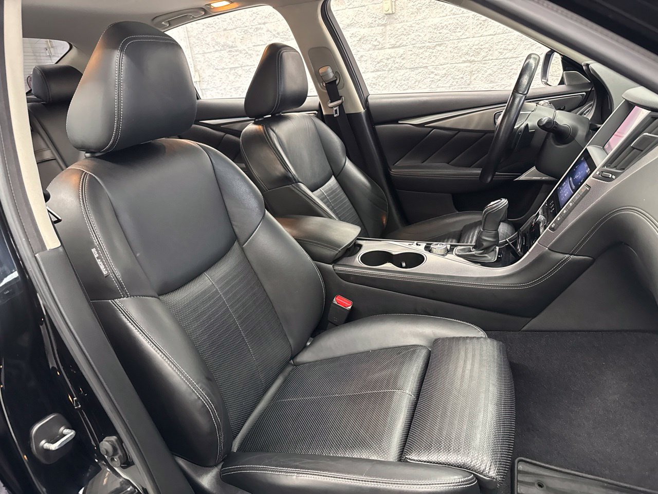 Used 2018 INFINITI Q50 Sport w/ Sensory Package (Sport) AWD/4WD image 51
