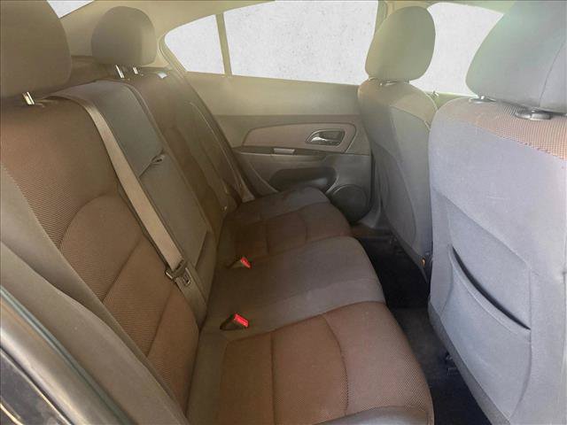 Used 2015 Chevrolet Cruze LT FWD image 16