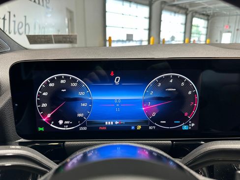 New 2026 Mercedes-Benz GLA 250 4MATIC image 9