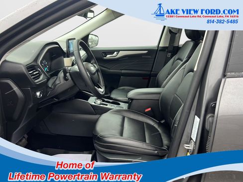 Used 2022 Ford Escape SEL image 17