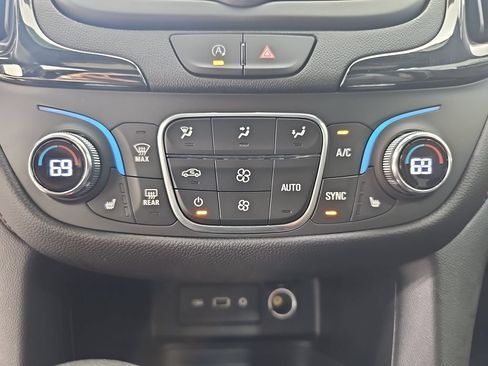 Certified 2022 Chevrolet Equinox RS AWD/4WD image 28