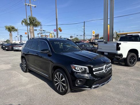 Used 2020 Mercedes-Benz GLB 250 image 1