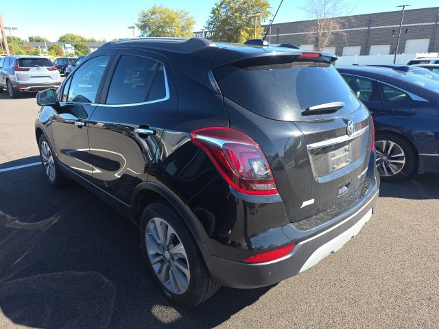Used 2019 Buick Encore Preferred FWD image 2