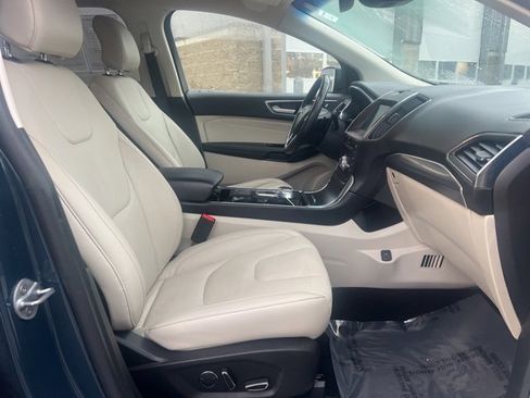 Used 2019 Ford Edge Titanium w/ Cold Weather Package image 11