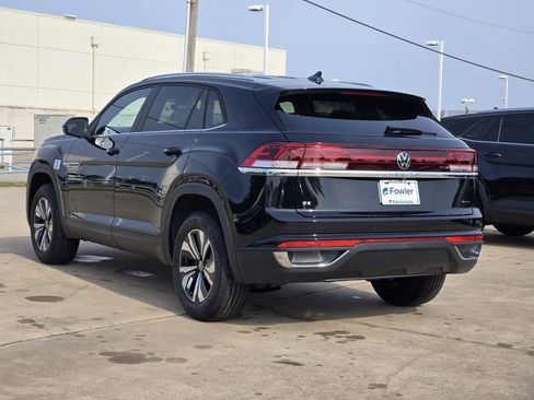 New 2026 Volkswagen Atlas Cross Sport SE image 3