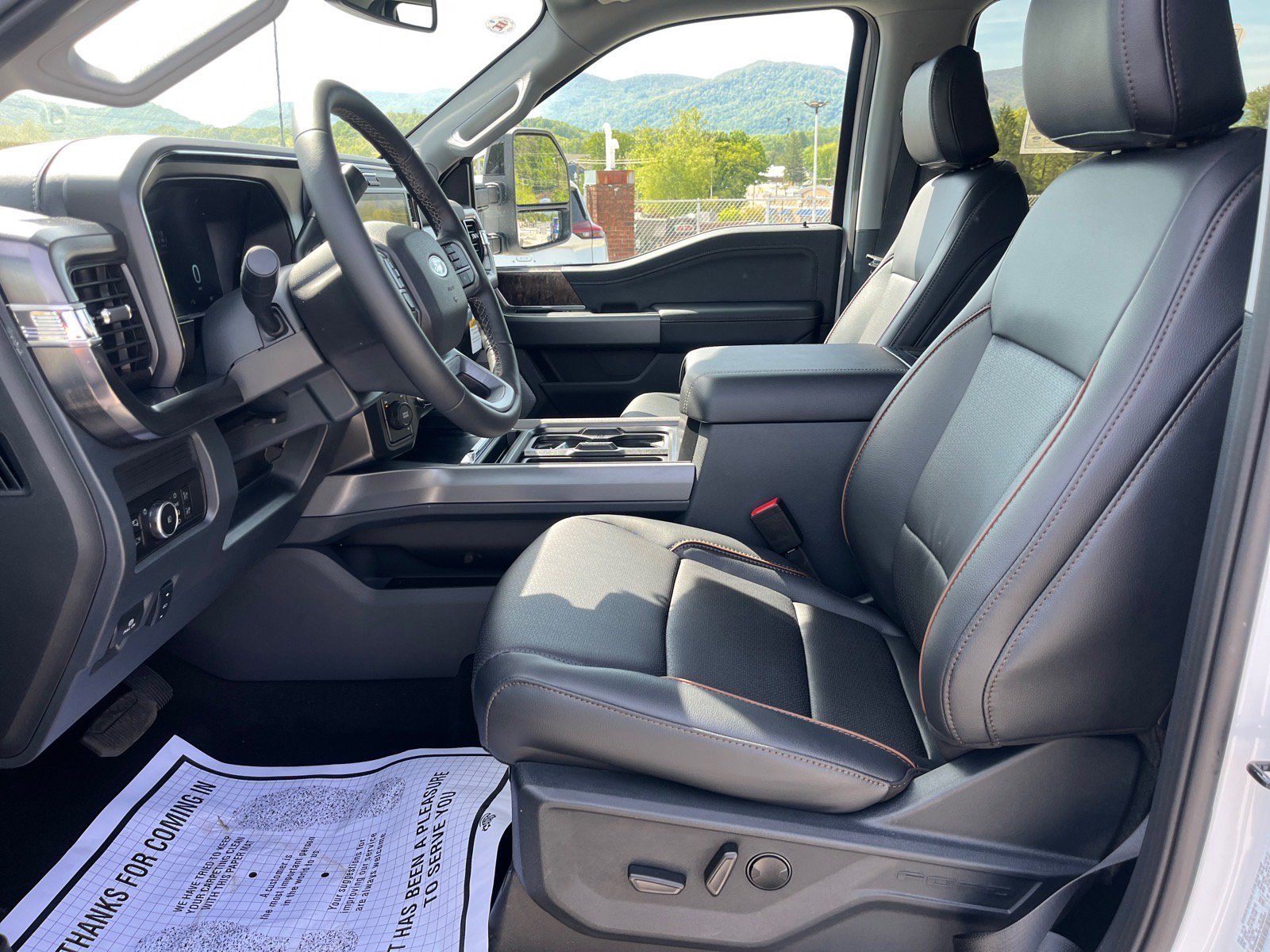 New 2026 Ford F450 Lariat AWD/4WD image 17