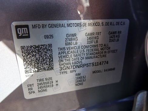 New 2026 Chevrolet Equinox EV LT image 27