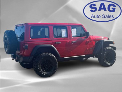 Used 2025 Jeep Wrangler Unlimited Rubicon image 4