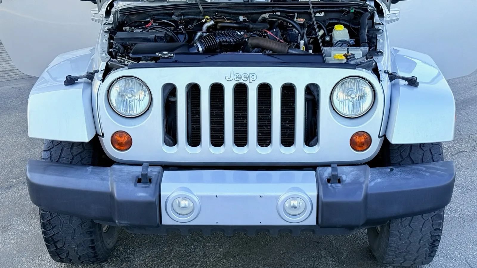 Used 2010 Jeep Wrangler Sahara w/ Trailer Tow Group AWD/4WD image 14