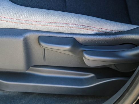 Used 2019 Chevrolet Bolt LT image 20