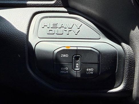 Used 2025 RAM 3500 Laramie AWD/4WD image 15