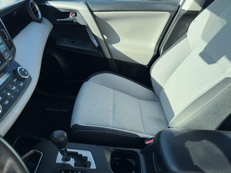 Used 2018 Toyota RAV4 XLE w/ Plus Extra Value Package AWD/4WD image 14