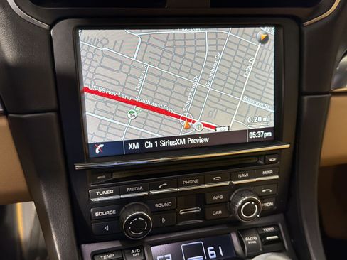 Certified 2016 Porsche 911 Targa 4S AWD/4WD image 18