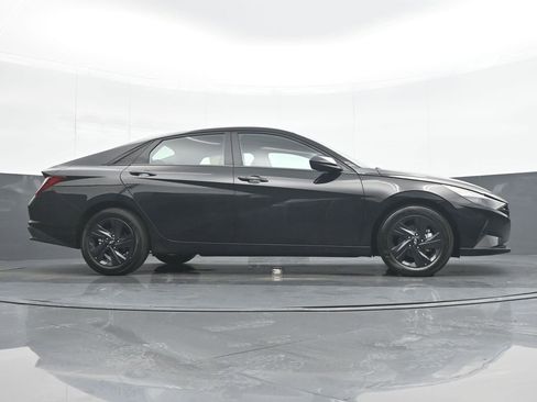 Used 2023 Hyundai Elantra SEL w/ Cargo Package image 31