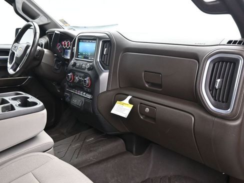 Used 2021 Chevrolet Silverado 1500 LT image 14