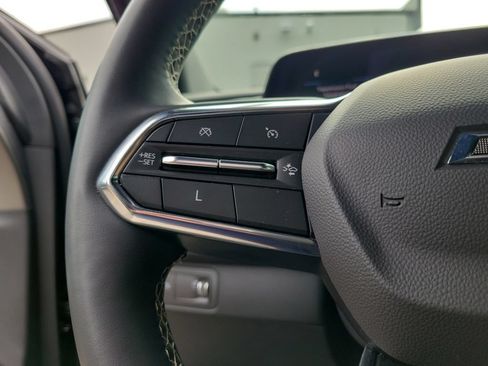 Used 2024 Chevrolet Traverse LS w/ Midnight/Sport Edition FWD image 27