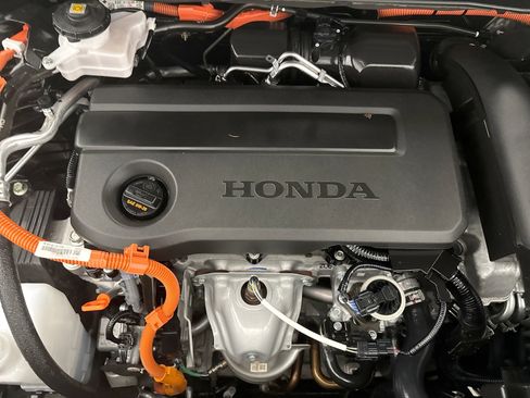 Used 2025 Honda CR-V Sport image 25