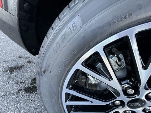 New 2025 Ford Escape SE w/ Class II Trailer Tow Package image 14