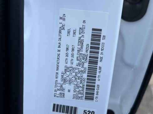 New 2024 Toyota Tacoma TRD Off-Road image 21