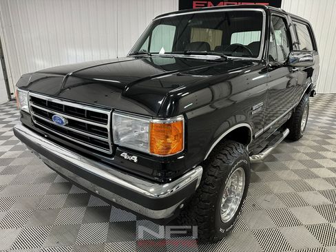 Used 1989 Ford Bronco image 3