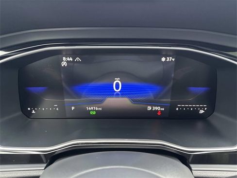 Certified 2024 Volkswagen Jetta SE image 24