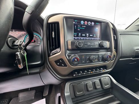 Used 2018 GMC Sierra 3500 Denali w/ Duramax Plus Package AWD/4WD image 31