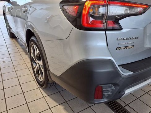 Used 2020 Subaru Outback Limited AWD/4WD image 22
