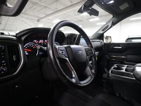 Used 2020 Chevrolet Silverado 1500 RST AWD/4WD image 8