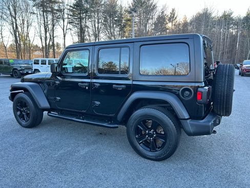 Used 2021 Jeep Wrangler Unlimited Sport image 14