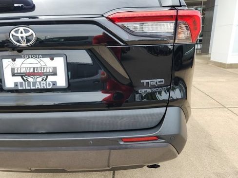 Certified 2020 Toyota RAV4 TRD Off-Road AWD/4WD image 13