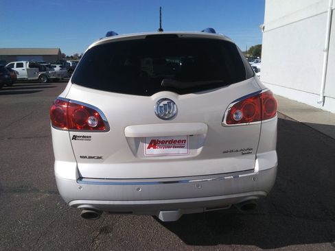Used 2009 Buick Enclave CXL w/ Driver Confidence Package image 6