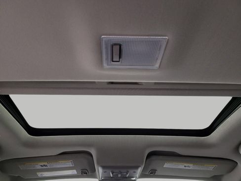 Used 2016 Chevrolet Trax LTZ w/ Midnight Edition image 24