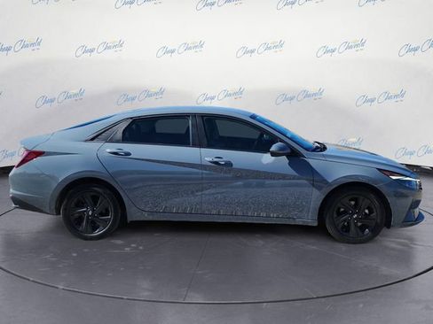 Used 2021 Hyundai Elantra SEL w/ Convenience Package image 6