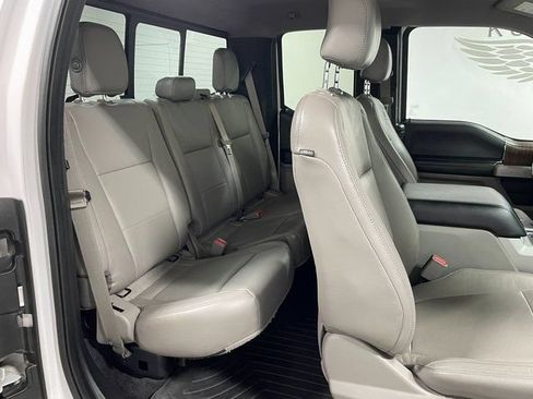 Used 2015 Ford F150 Lariat w/ Equipment Group 502A Luxury AWD/4WD image 21