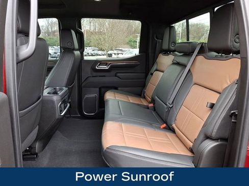 Used 2023 Chevrolet Silverado 1500 High Country image 14