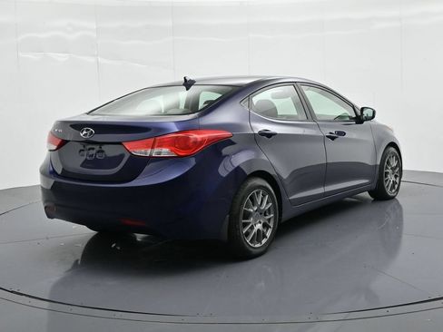 Used 2013 Hyundai Elantra GLS w/ Preferred Pkg FWD image 6