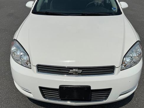 Used 2009 Chevrolet Impala LS FWD image 17
