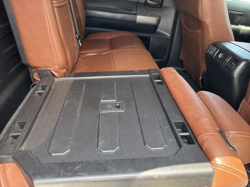 Used 2013 Toyota Tundra 4x4 CrewMax w/ Tow Pkg image 30