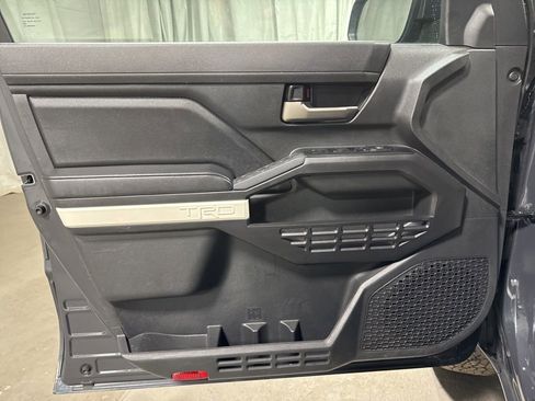 Used 2024 Toyota Tacoma TRD Off-Road image 17