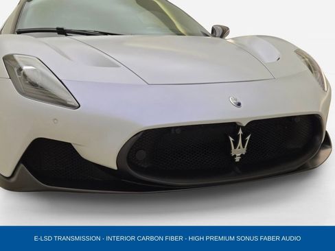 Certified 2022 Maserati MC20 Coupe RWD image 4