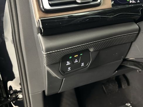 New 2026 Volkswagen Atlas SE image 35