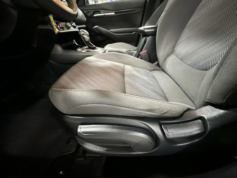 Used 2022 Kia Seltos LX image 18