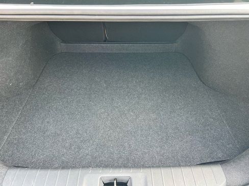 Used 2023 Nissan Sentra SV w/ SV Premium Package image 19