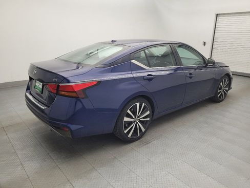Used 2021 Nissan Altima 2.5 SR FWD image 10
