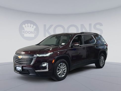 Used 2023 Chevrolet Traverse LT FWD image 5