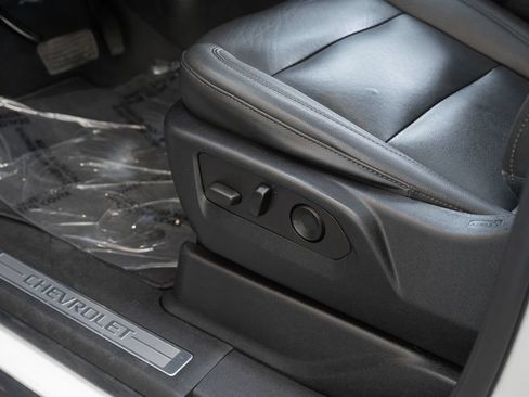 Used 2023 Chevrolet Suburban Z71 AWD/4WD image 21